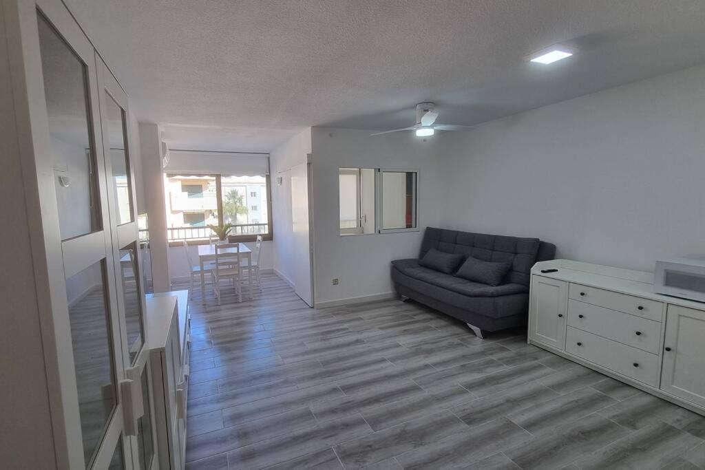 Coqueto Apartamento En La Playa Daimus Esterno foto
